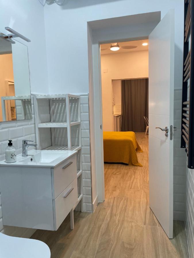Brand New Studio Centro, Atocha - Museums Madrid Ngoại thất bức ảnh